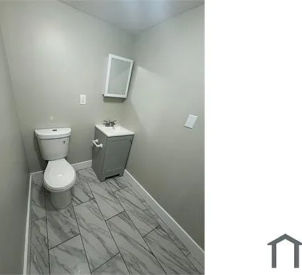 935 Clinton Ave #2B — Photo 9