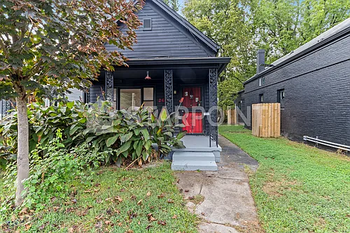 2631 Northwestern Pkwy Photo 1
