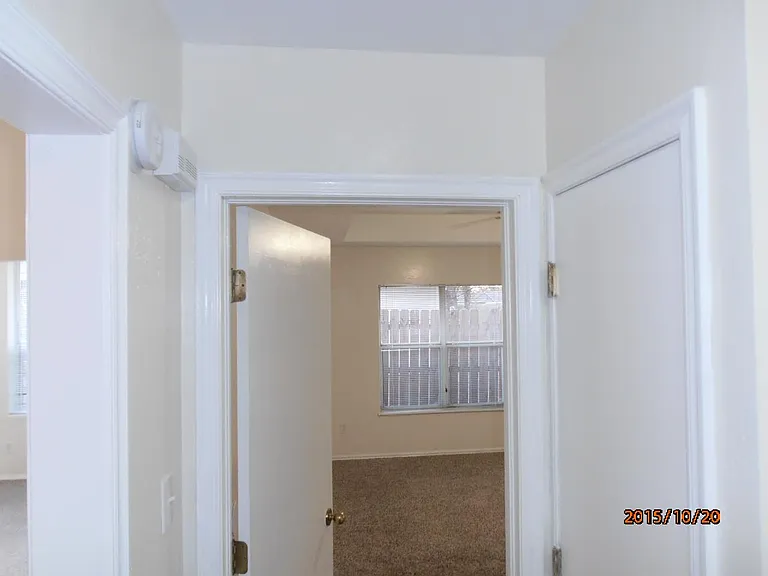 4010 SW Hickory Ln — Photo 17