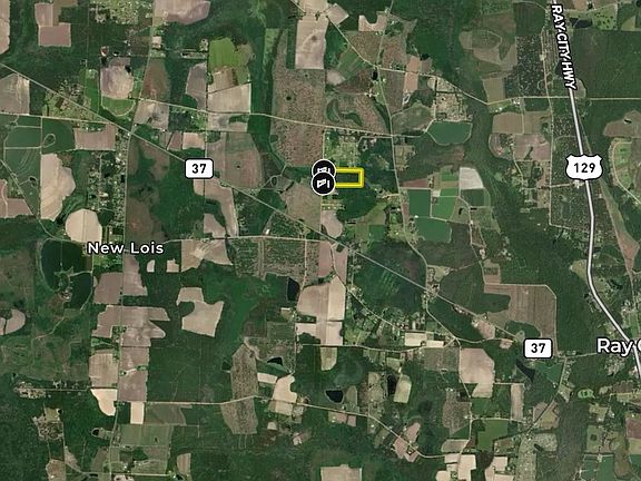 3rd image of Twin Oaks Rd