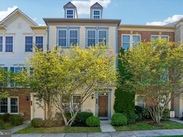 149 Great Laurel Sq SE, Leesburg, VA 20175