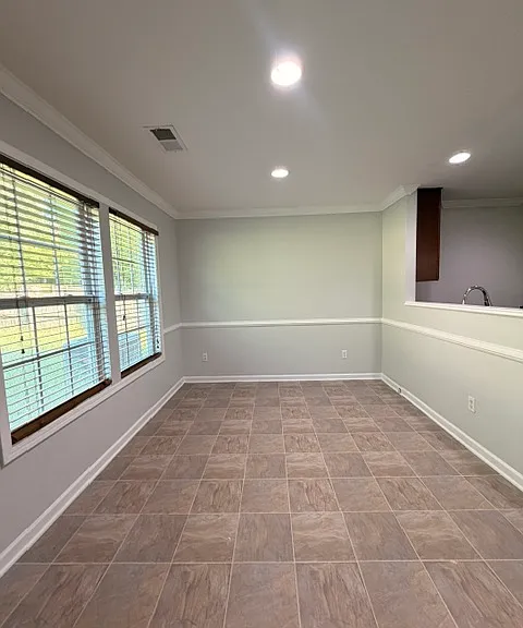 317 Blythe Creek Dr — Photo 13