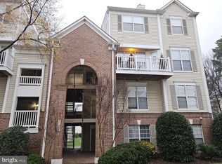 21845 Baldwin Sq UNIT 200, Sterling, VA 20164