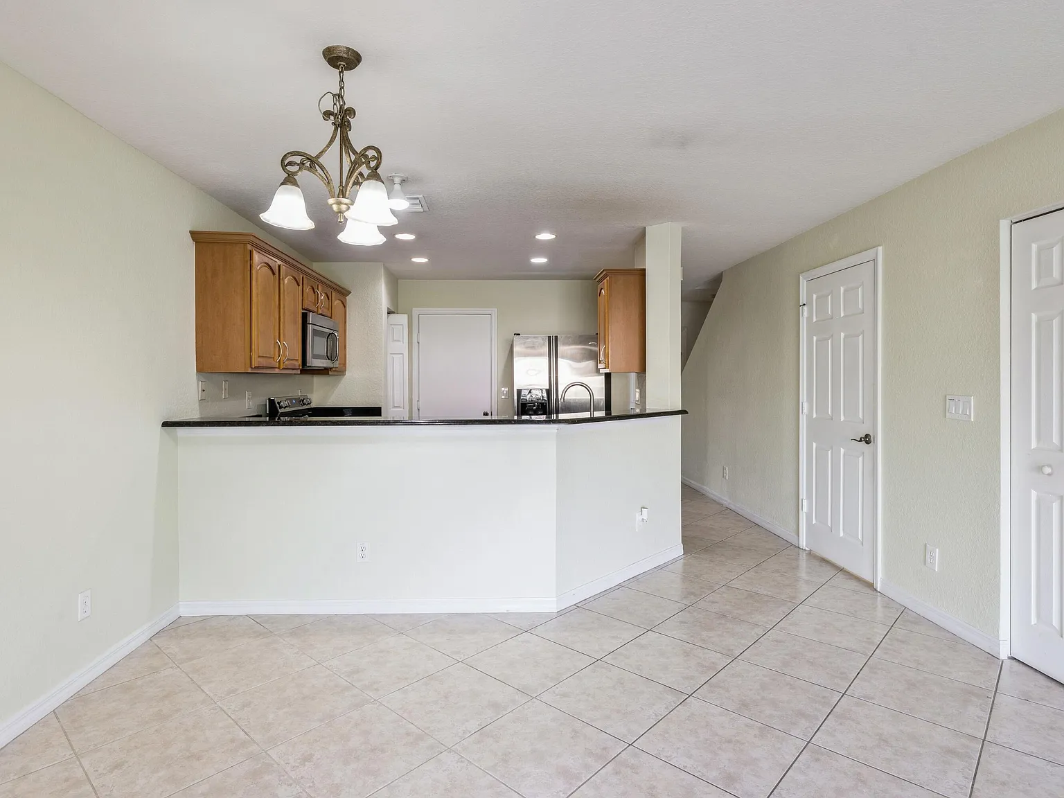 2 bed, 2.5 bath, 1130 sqft, $2,750 — Photo 4