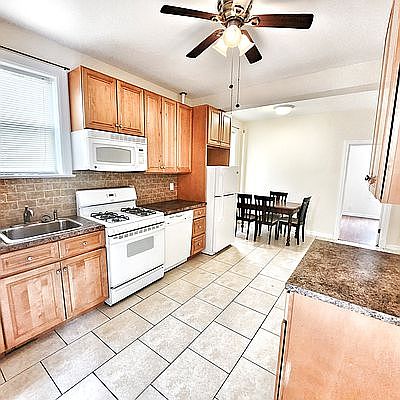 2nd image of 25-44 22nd St #1
