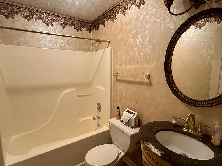 425 Abbottswood Dr — Photo 6