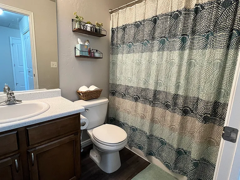 881 Berkeley Dr — Photo 35