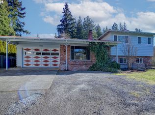 17060 Webster Rd, Gladstone, OR 97027