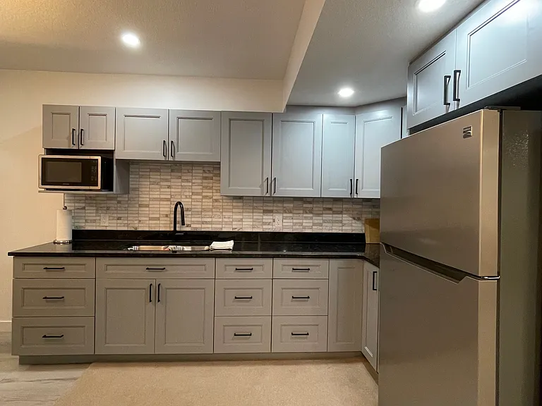 3013 Dixon Lndg SW — Photo 5