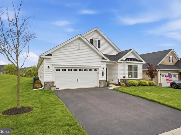 342 National Dr, Downingtown, PA 19335