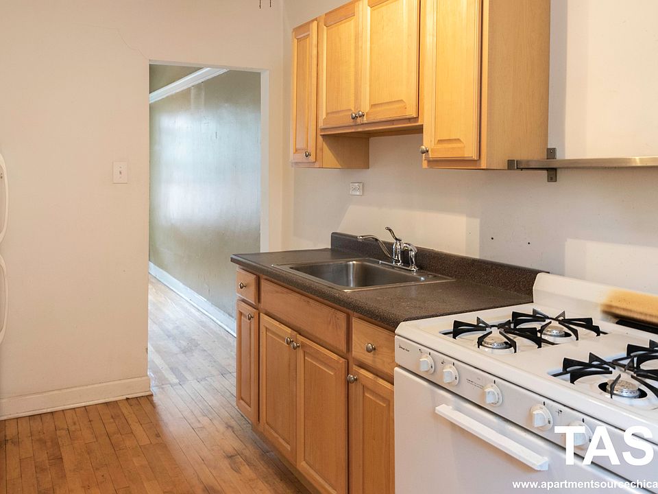 1st image of 5109 N Winchester Ave #2