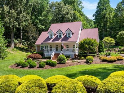 100 Shady Oaks Dr, Franklin, NC, 28734