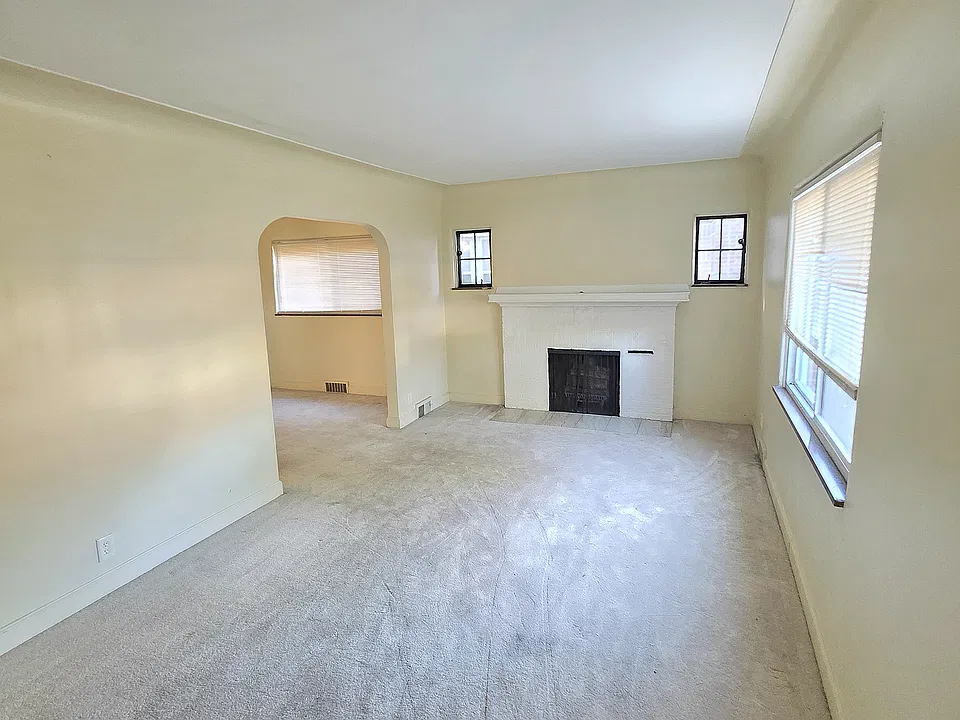 17133 Bradford St #1