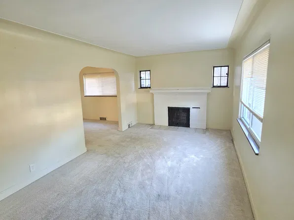 17133 Bradford St #1, Detroit, MI 48205