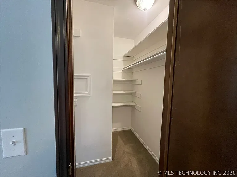 278 Hickory Dr — Photo 26
