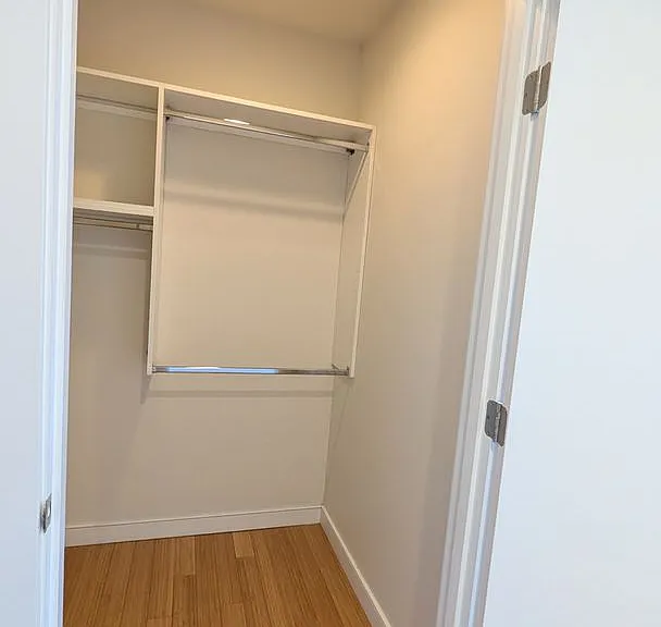 606 Albany St #102 — Photo 4