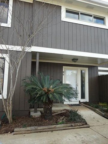 1st image of 1580 Us 19 S APT 22