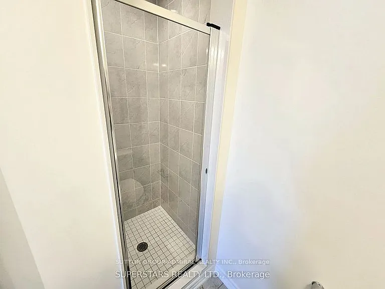 17 Bluegill Cres — Photo 23