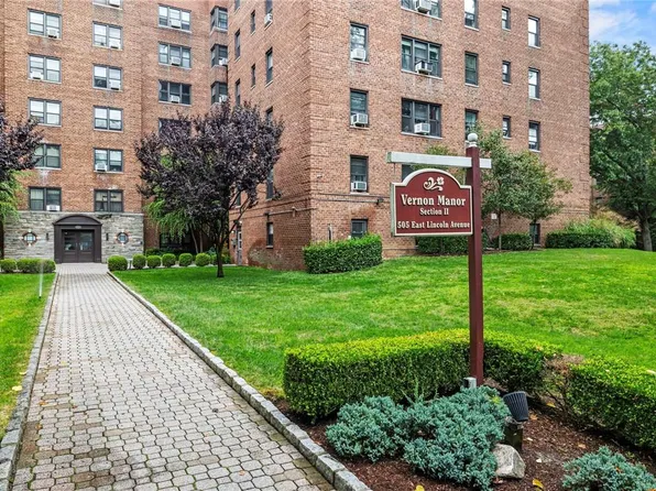 505 E Lincoln Avenue #210, Mount Vernon, NY 10552