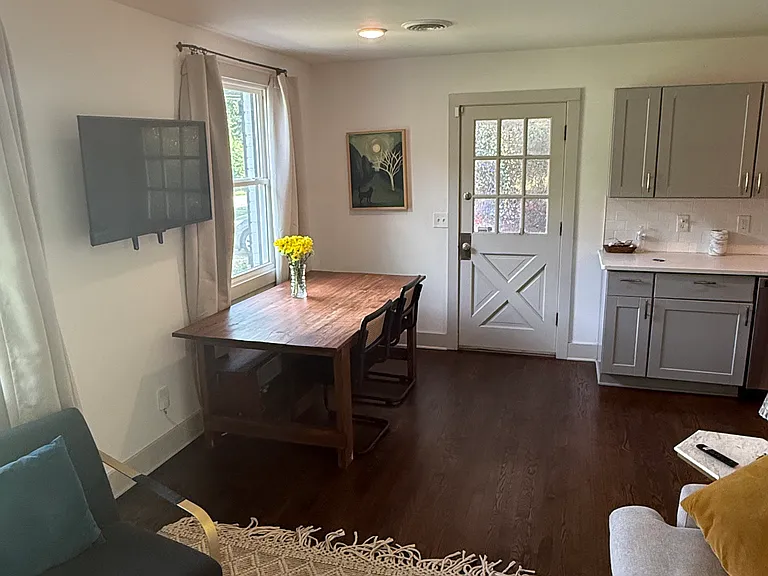 2201 Sandra Dr — Photo 10