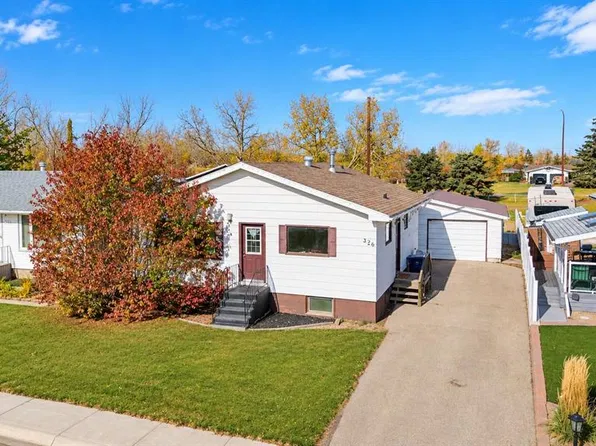 326 S 6th Ave E, Hanna, AB T0J 1P0