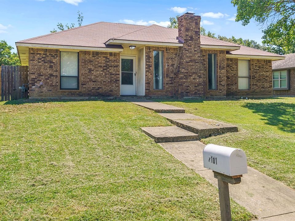 1st image of 2101 Camellia St
