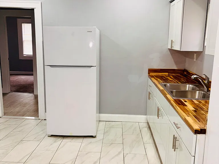 5791 Somerset Ave — Photo 11