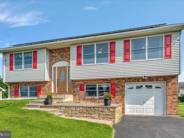206 Mount Vernon Dr, Bear, DE 19701