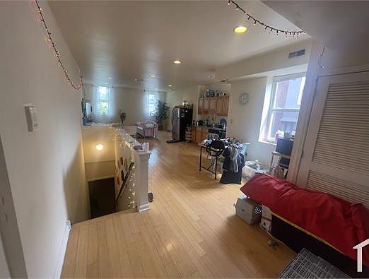 1st image of 1532 N 17th St #3