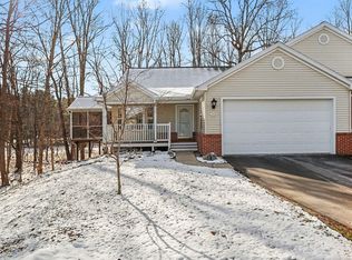 212 Chauncey Ct, Marshall, MI 49068