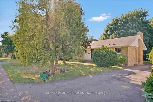 675 Inverness Ave Photo 1