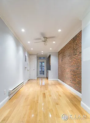 Rented by Kian Realty | media 11