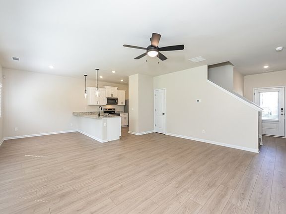 4th image of 273 Bluegill Dr