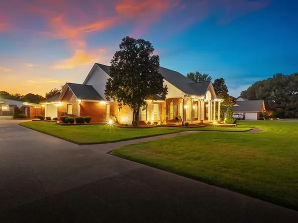 2105 Capitol Hill Rd, Texarkana, AR 71854