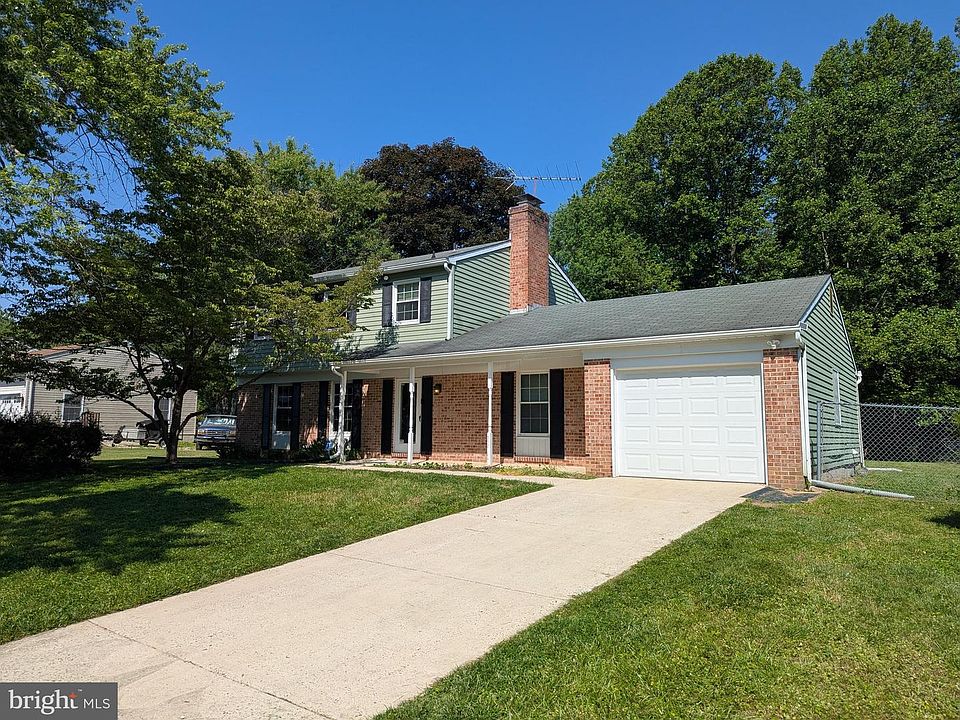 1st image of 2408 Dixie Ln