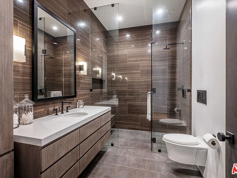 1049 Loma Vista Dr — Photo 23