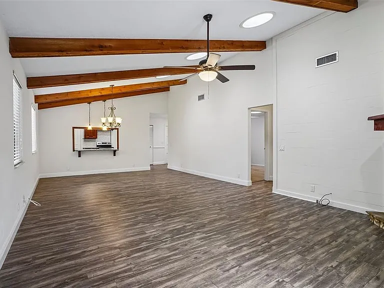 325 Timberline Trl — Photo 14