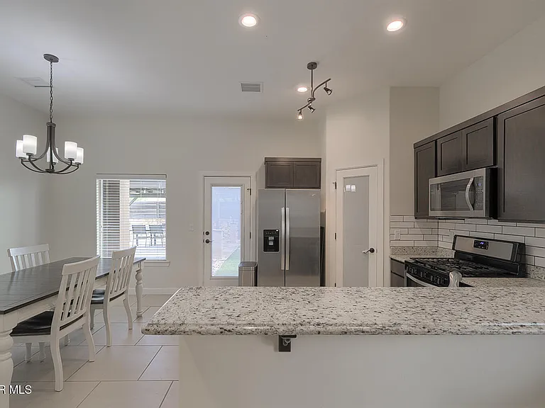 14733 Tim Hardaway Dr — Photo 6