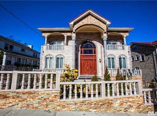 25137 Hand Rd, Little Neck, NY 11362