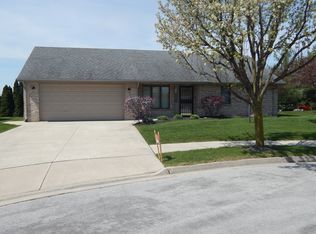 108 Vehr Sye Dr, Versailles, OH 45380