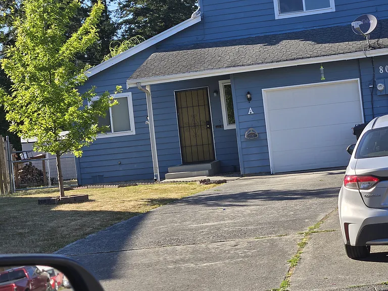 801 S 22nd Pl #A — Photo 1