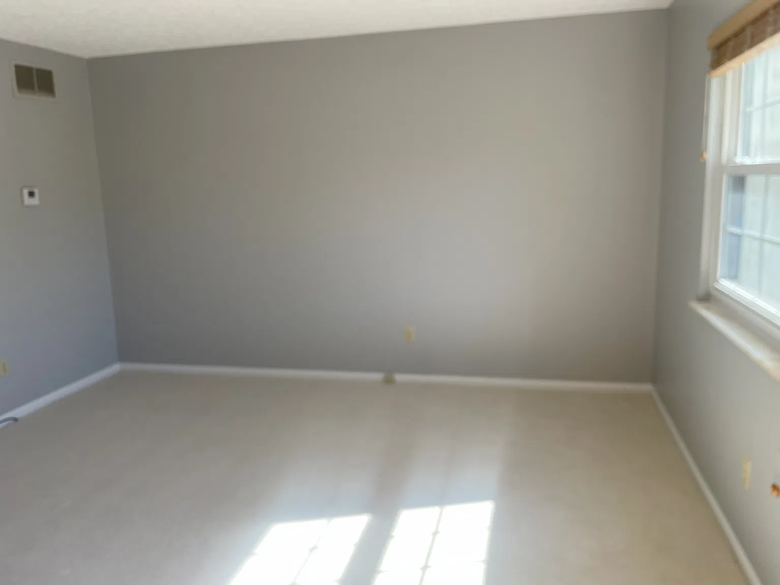 3 bed, 1064 sqft, $1,900 — Photo 3