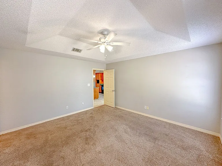 5105 Westport Dr — Photo 9