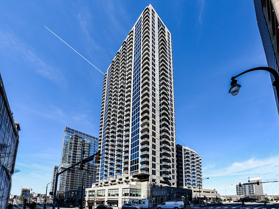 1st image of 400 W Peachtree St NW Unit 3310