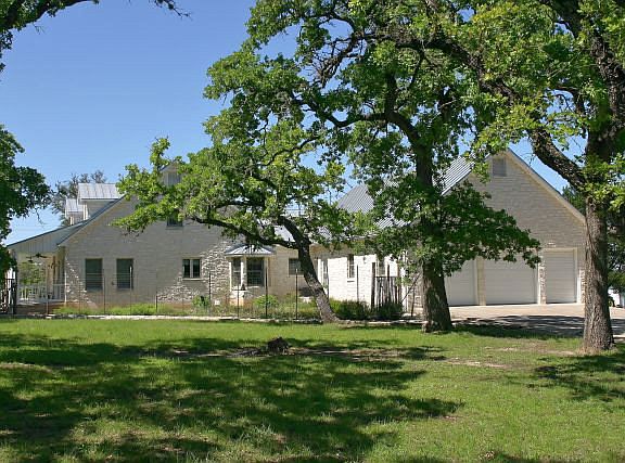2nd image of 1158 Paradise Ranch Rd