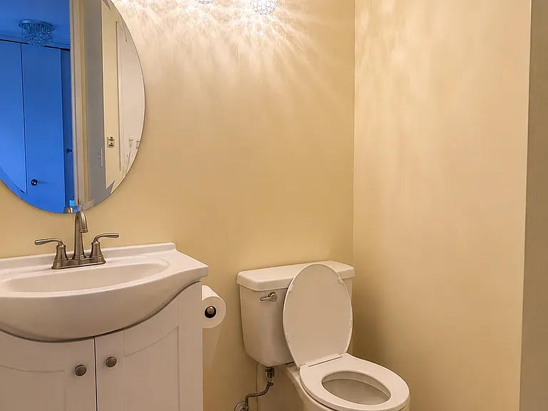 7002 Kennedy Blvd E #42I — Photo 5