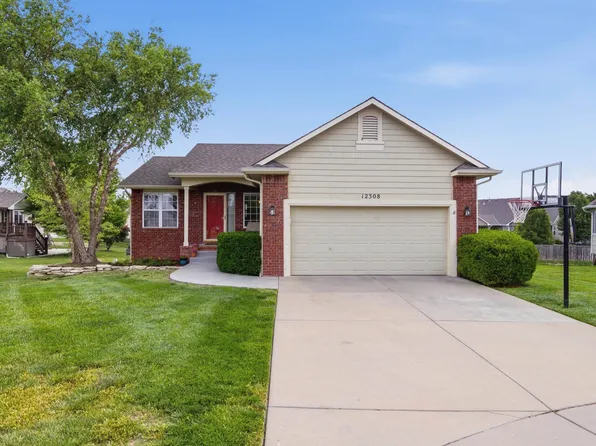 12308 E Ayesbury Cir, Wichita, KS 67226