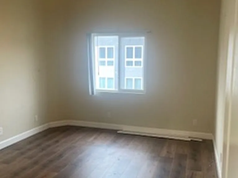 2436 Barry Ave #1 — Photo 28