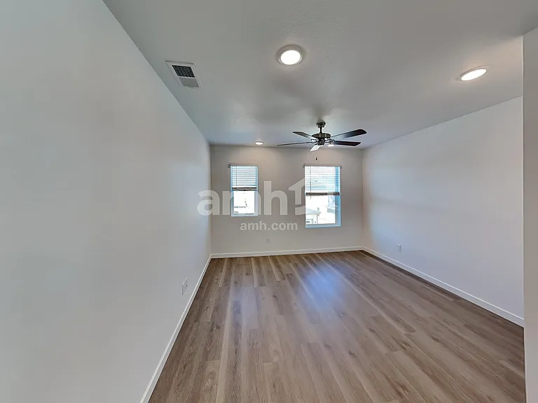 23563 E 3rd Pl — Photo 8