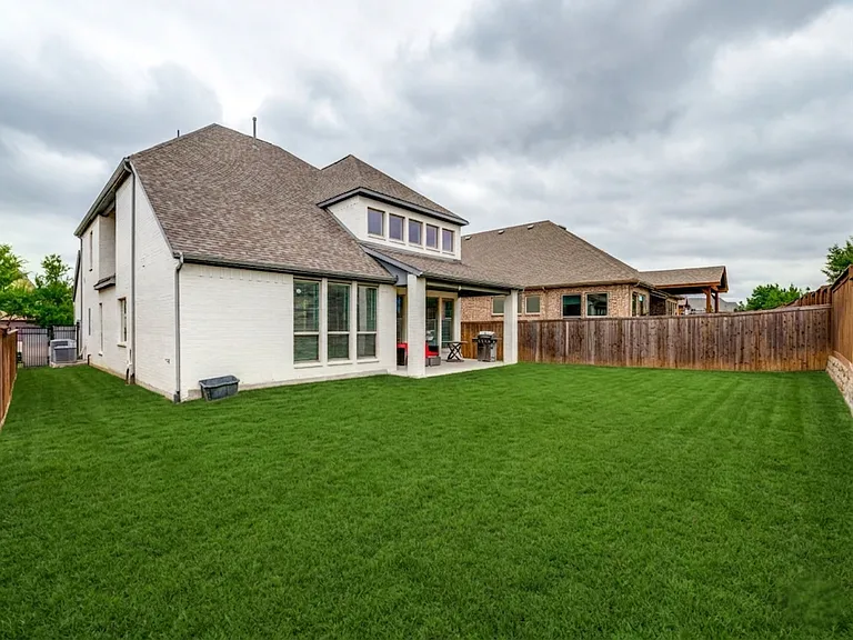820 Manchester Ave — Photo 33